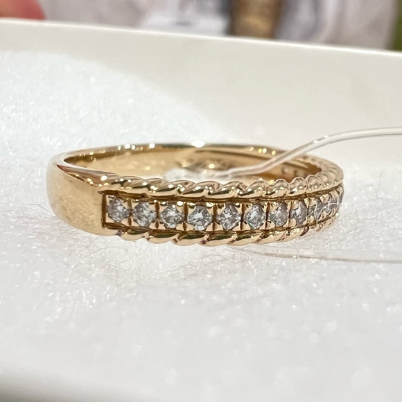 SHY CREATION Gold and Diamond Ring - Picture 2 of 13